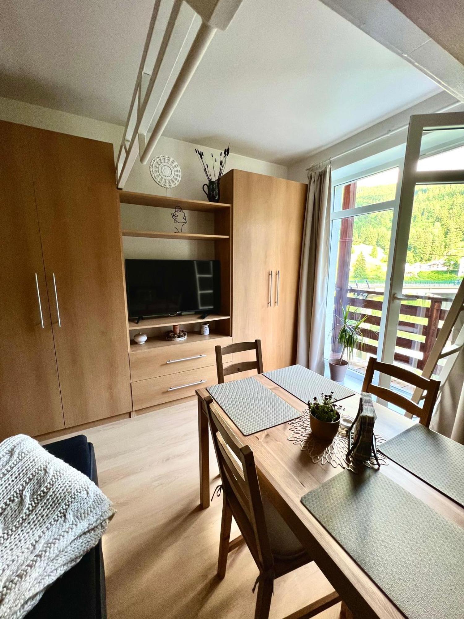 Apartman Labska 21 Ve Spindlerove Mlyne Lägenhet Špindlerŭv Mlýn Exteriör bild